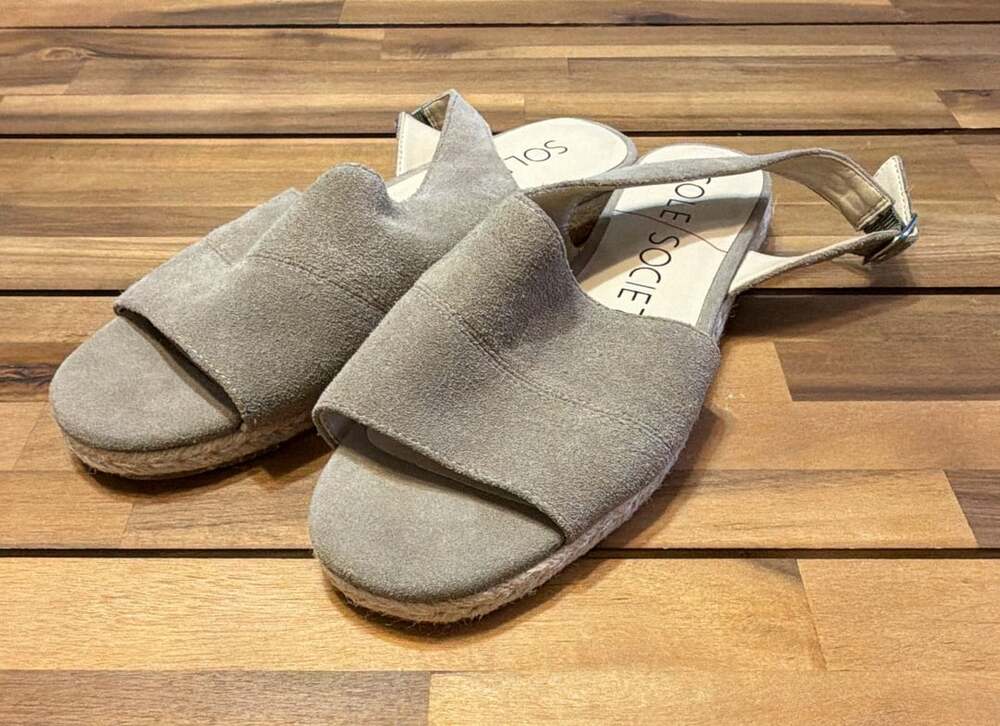 Sole Society Dolven Dune Suede Sandals Size 8